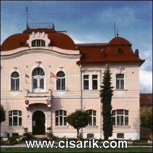 Nitrianske_Pravno_Prievidza_TC_Nyitra_Nitra_Palace_Town-Building_ENC1_x1.jpg